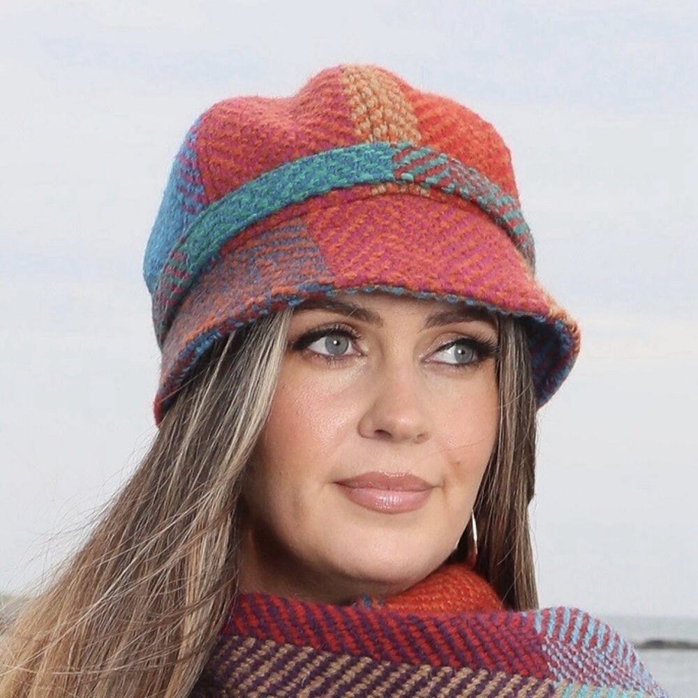 NEW Aran Sweater Market Wool County Hat in Donegal Red Tweed